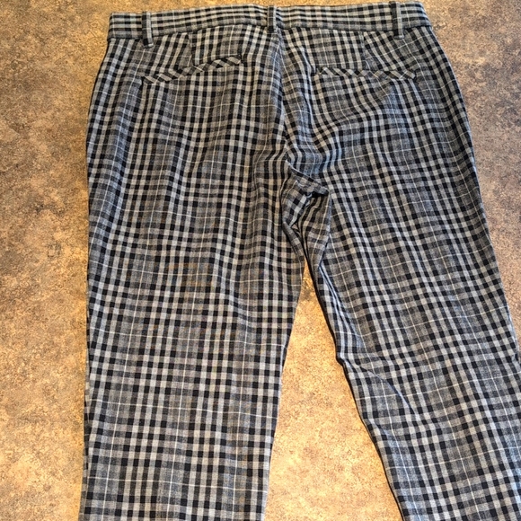 GAP Skinny Ankle Pants - Picture 2 of 5